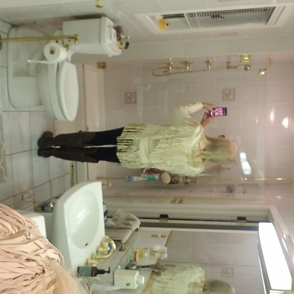 Cream Soft Leather Fringed Western   Jacket Studs - Picture 11 of 13